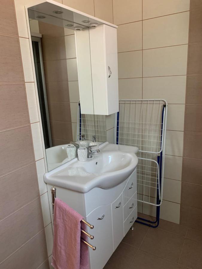 Kata Vendeghaz Hotel Buk Bagian luar foto