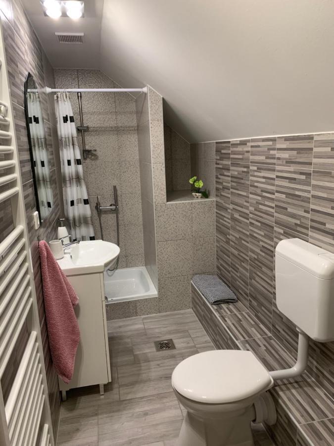Kata Vendeghaz Hotel Buk Bagian luar foto