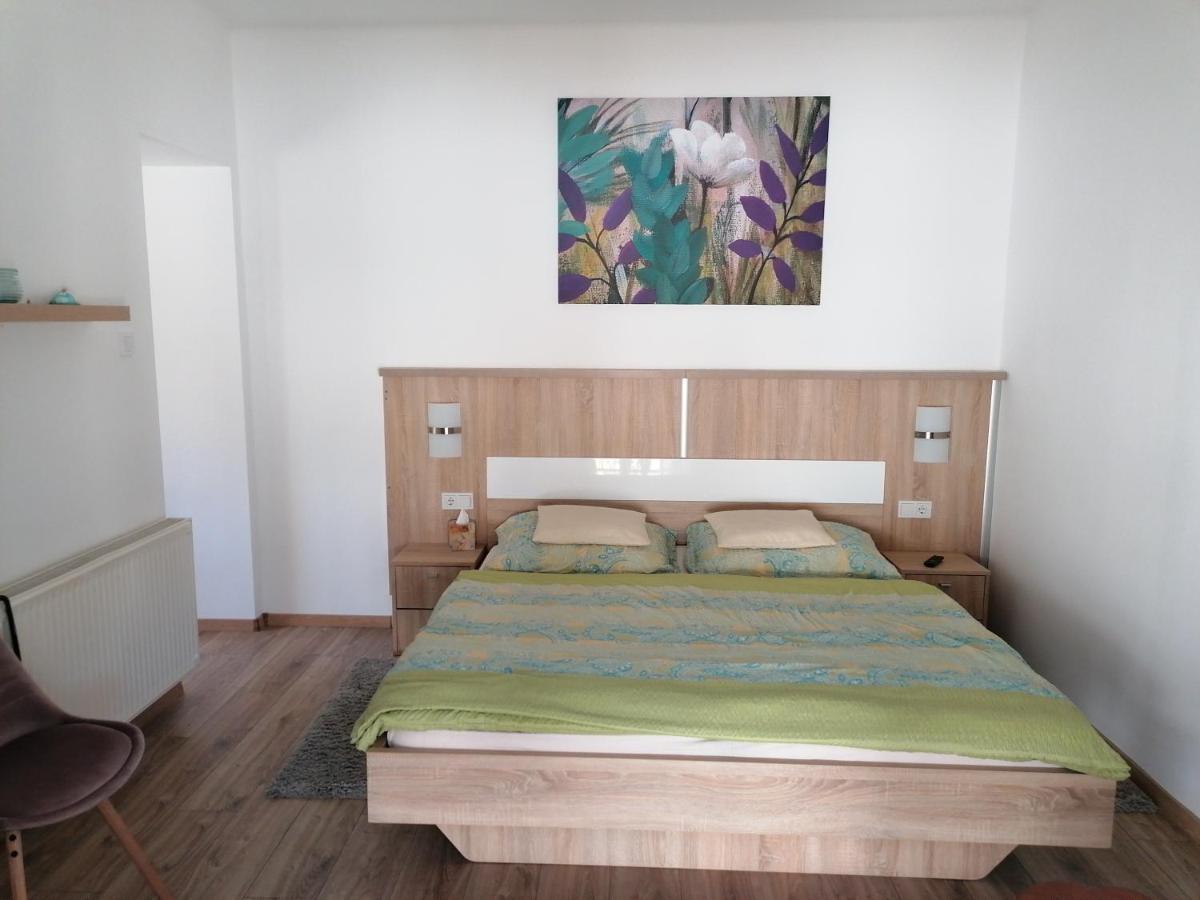 Kata Vendeghaz Hotel Buk Bagian luar foto